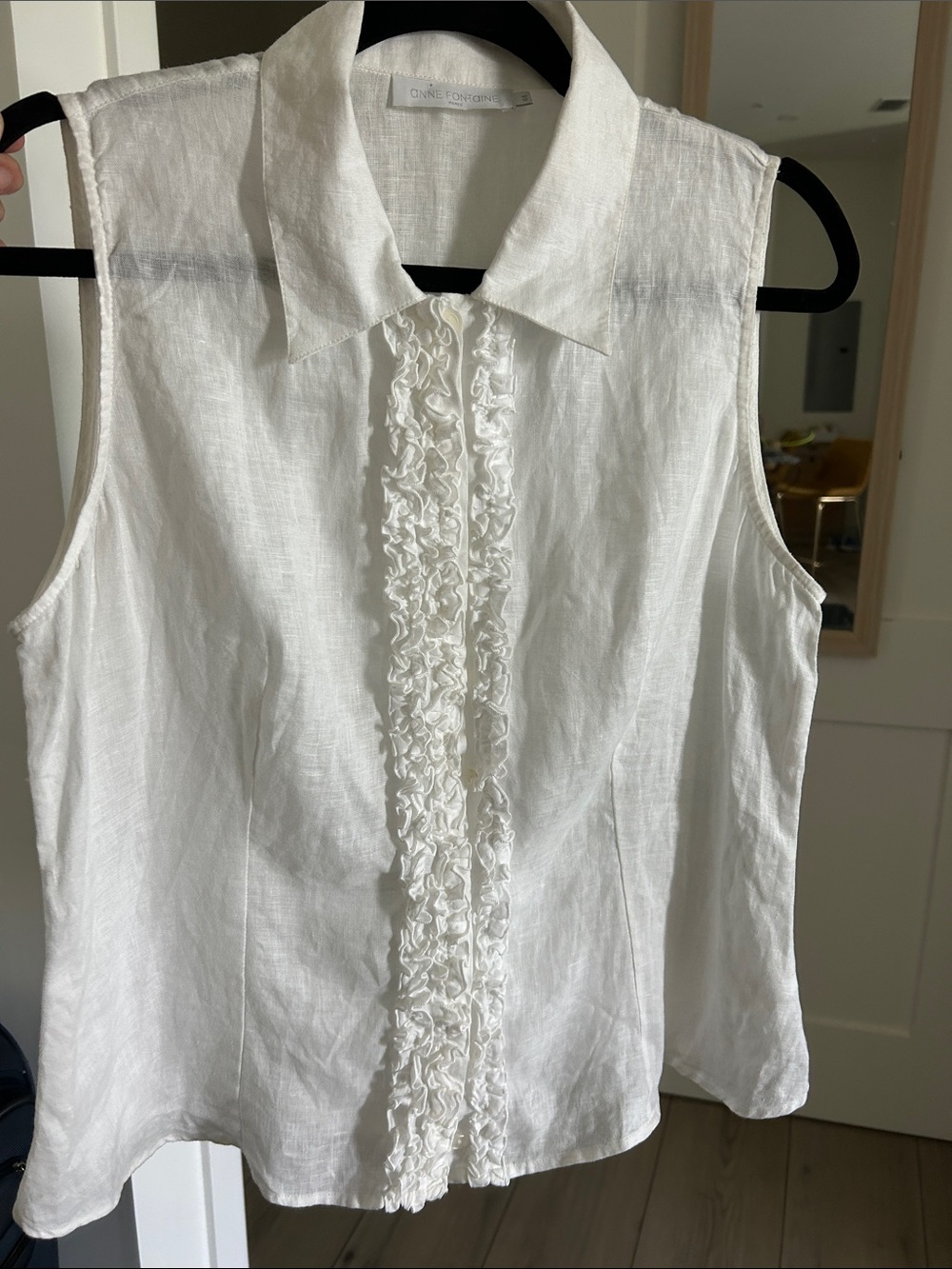 Anne Fontaine White Sleeveless Ruffle-Front Linen Camisole 44